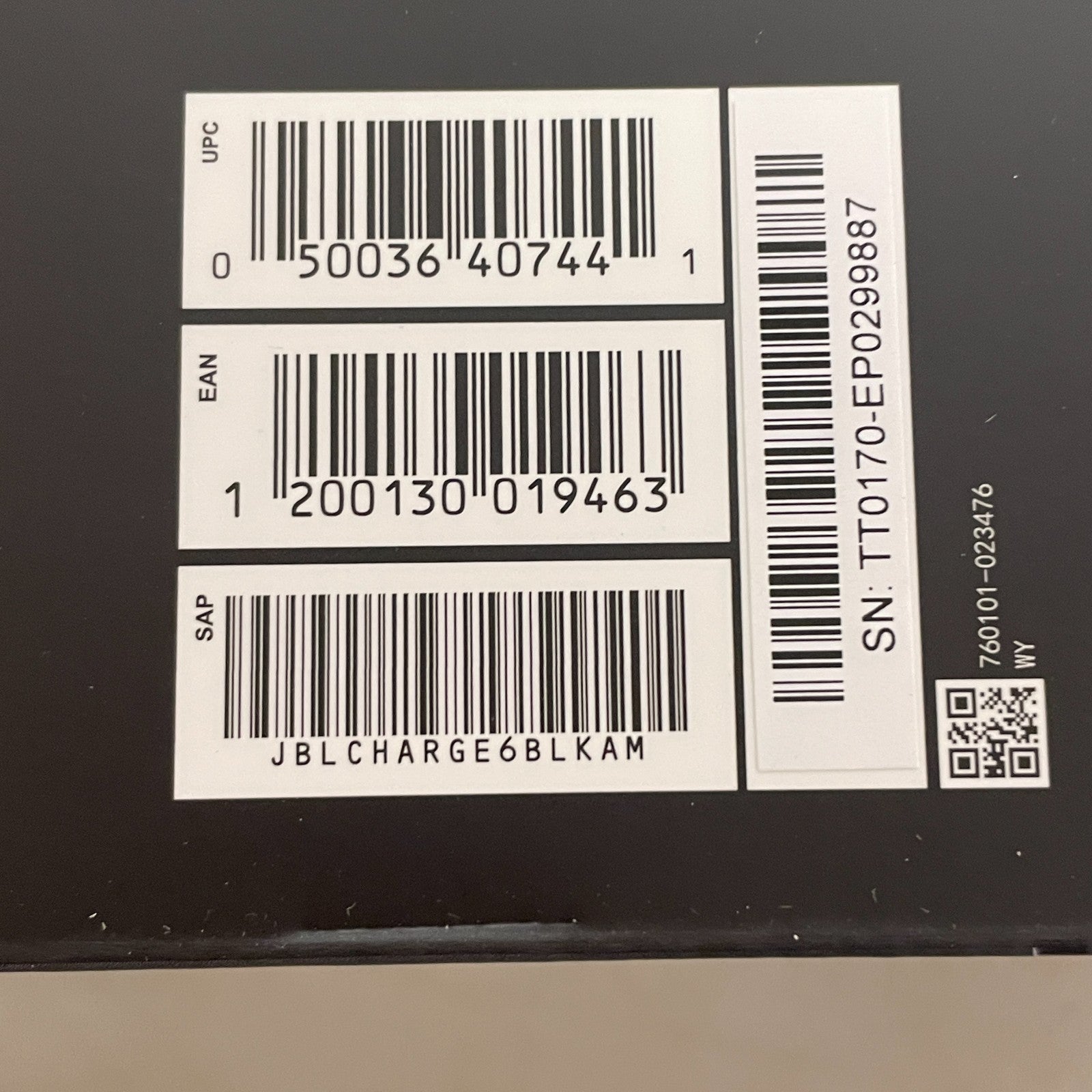 JBL Charge 6 Black Portable Bluetooth Waterproof Speaker Power bank NEW!!