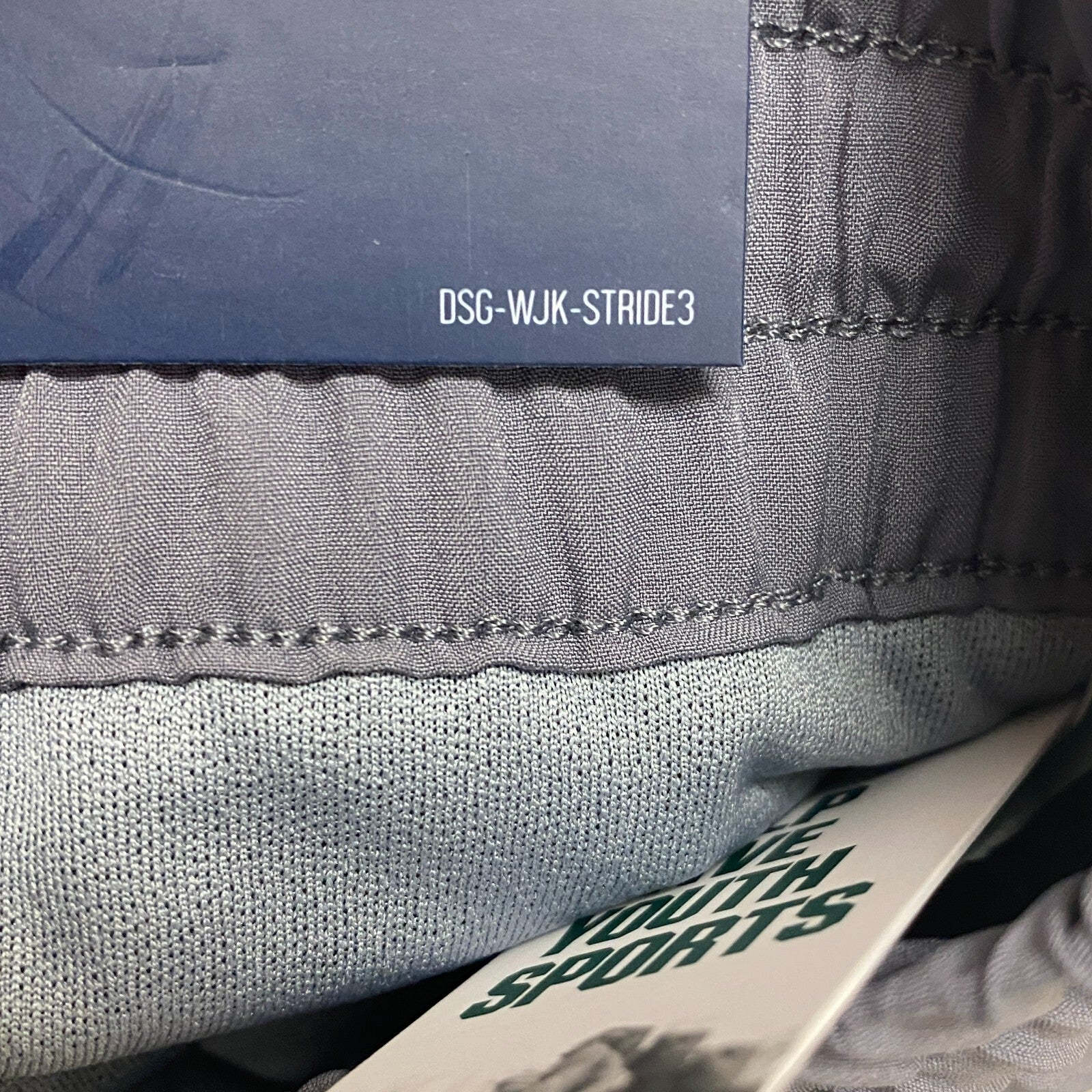 DSG Women's 3 in  Stride Shorts Quiet Shade  Built-in-brief Solid DAW39320AZ