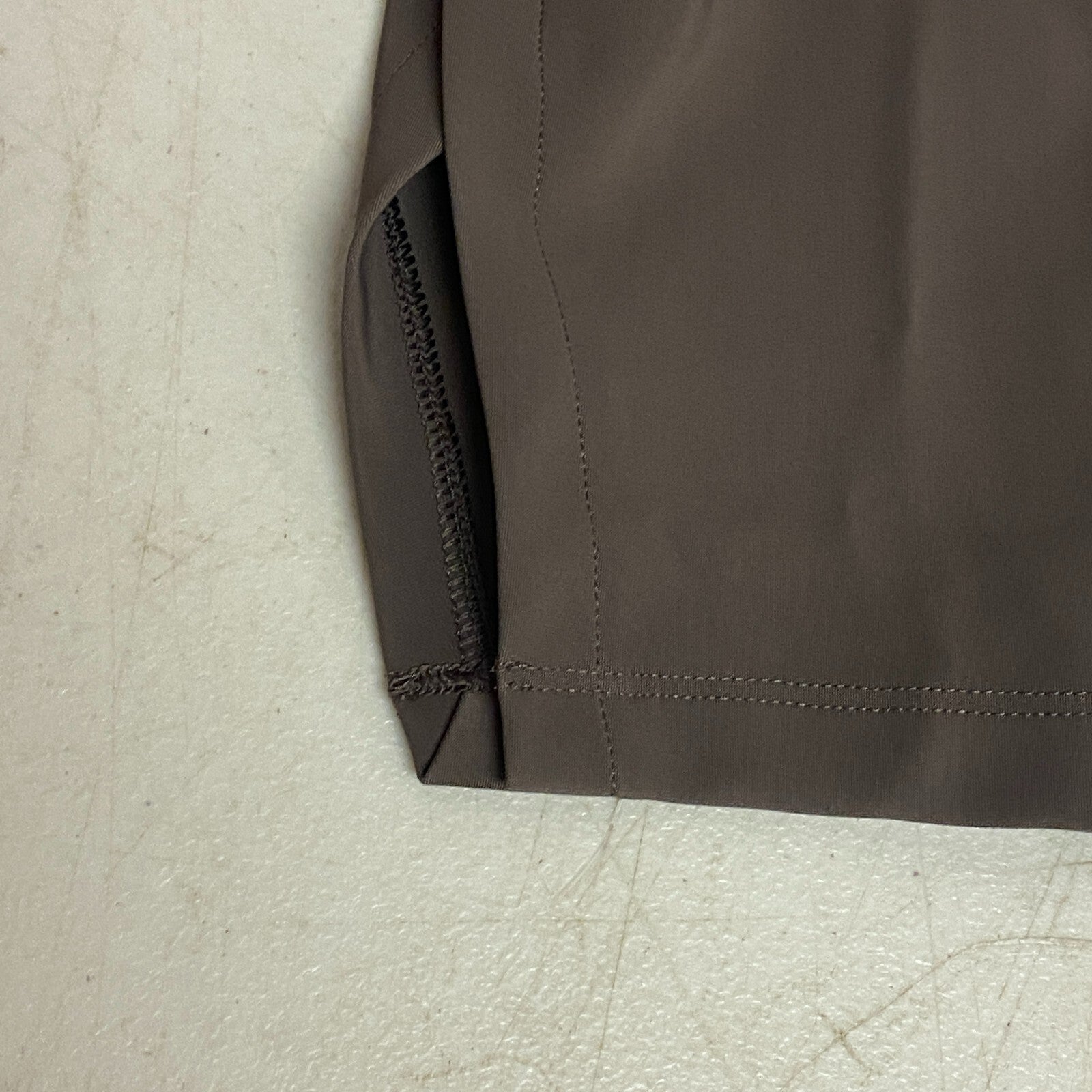 Calia Sculpt Vented Straight Coffee Grounds Trendy Stylish Flexible WAX32287VC