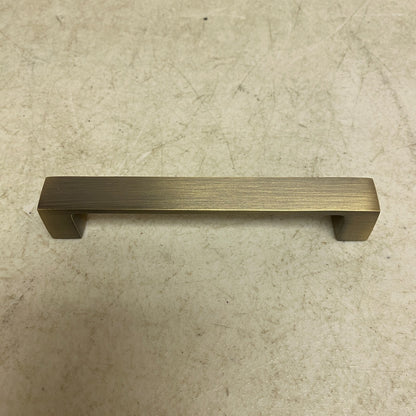 Signature Hardware Gebara Brass Cabinet Pull - Antique Brass MODEL: EH1098.5.ABS