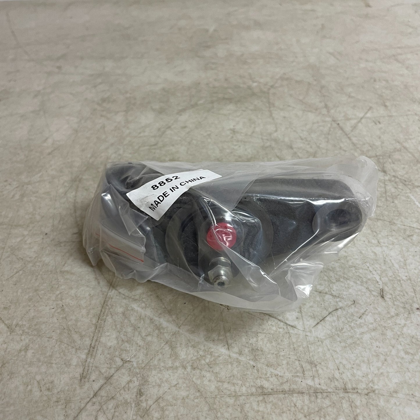 Carquest Wearever Drum Brake Wheel Cylinder 1‑1/8″ Bore Silver WCA8852