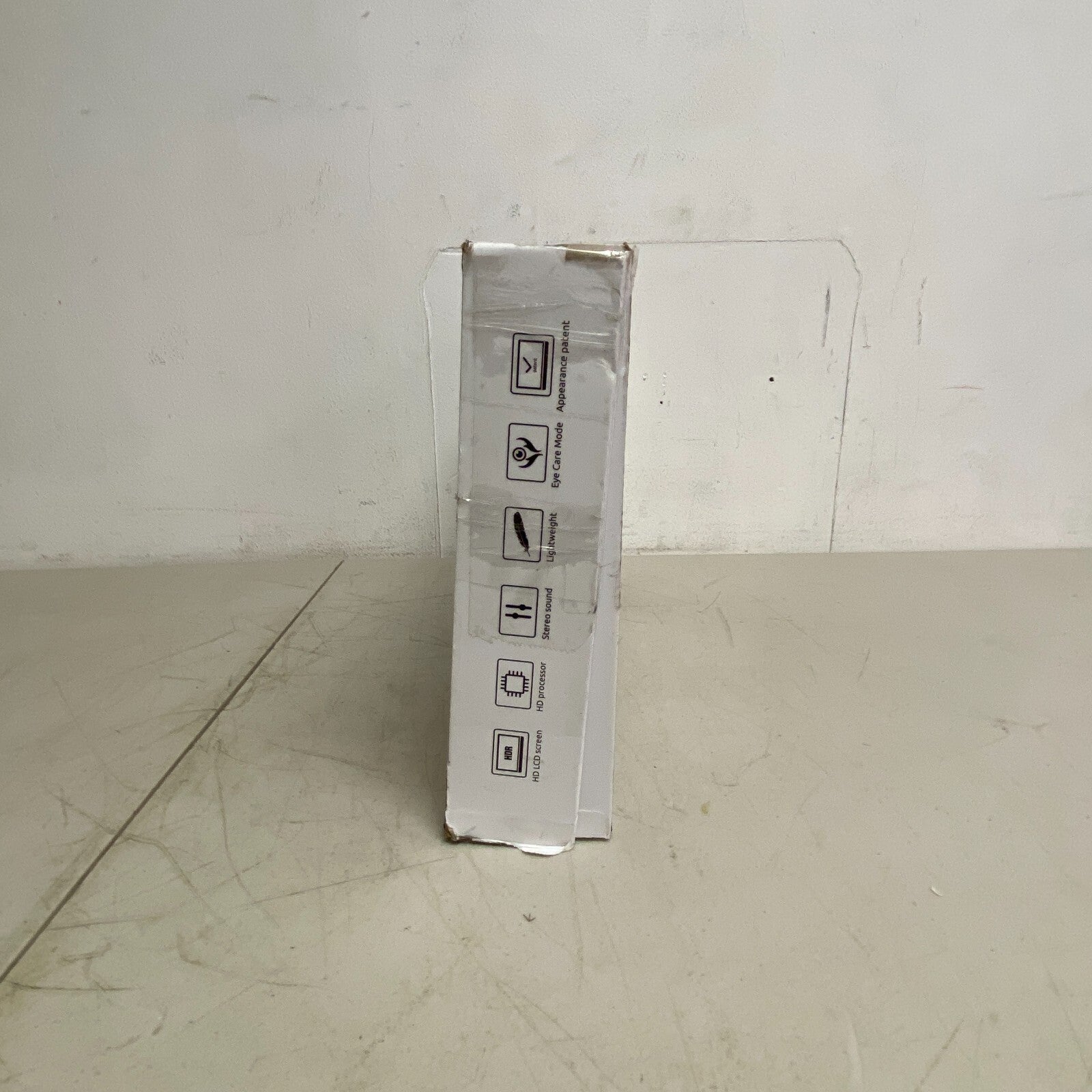 DR. J Professional CP0301 15.6'' Full HD IPS Freesync Portable Monitor