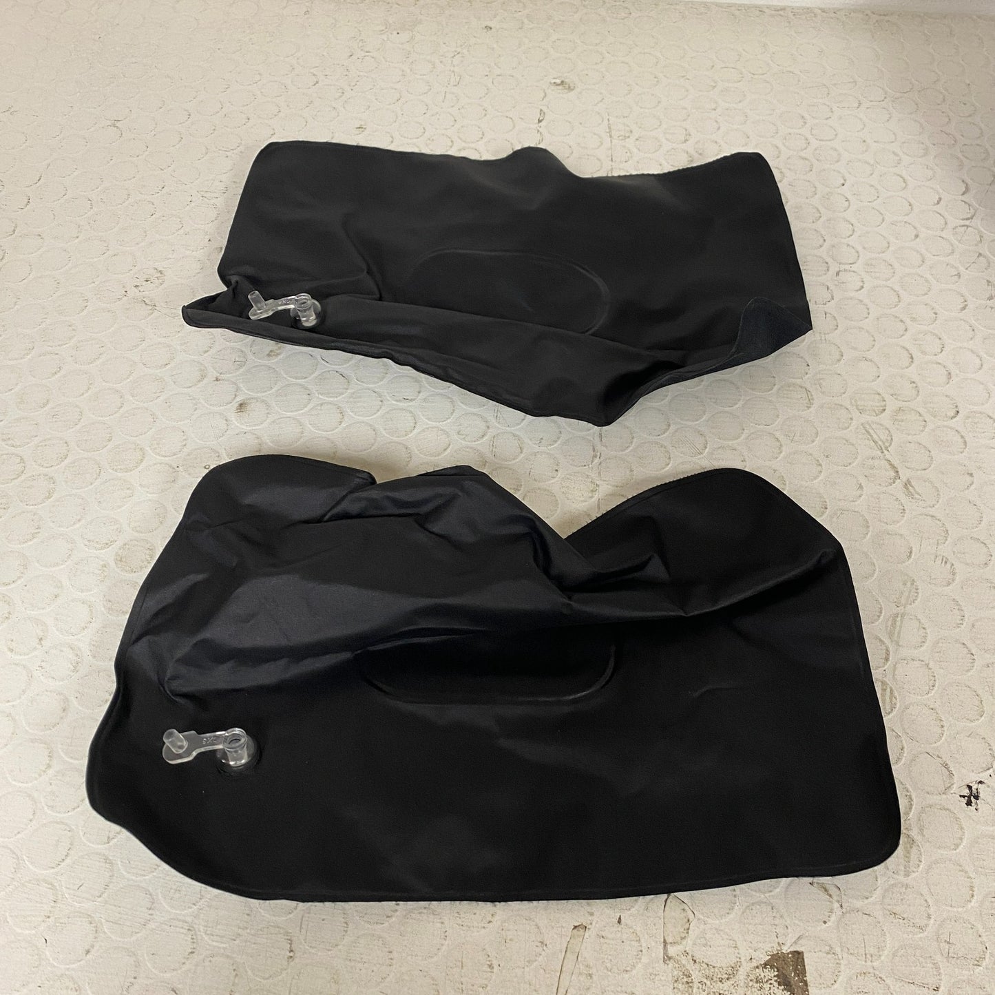 DikaSun Car Air Mattress Inflatable SUV Truck Camping Bed Pump Pillows