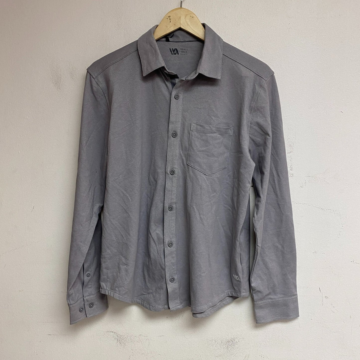 Vrst Mens Long Sleeve Button Down Shirt Tinted Grey Heather  Solid MAX200332