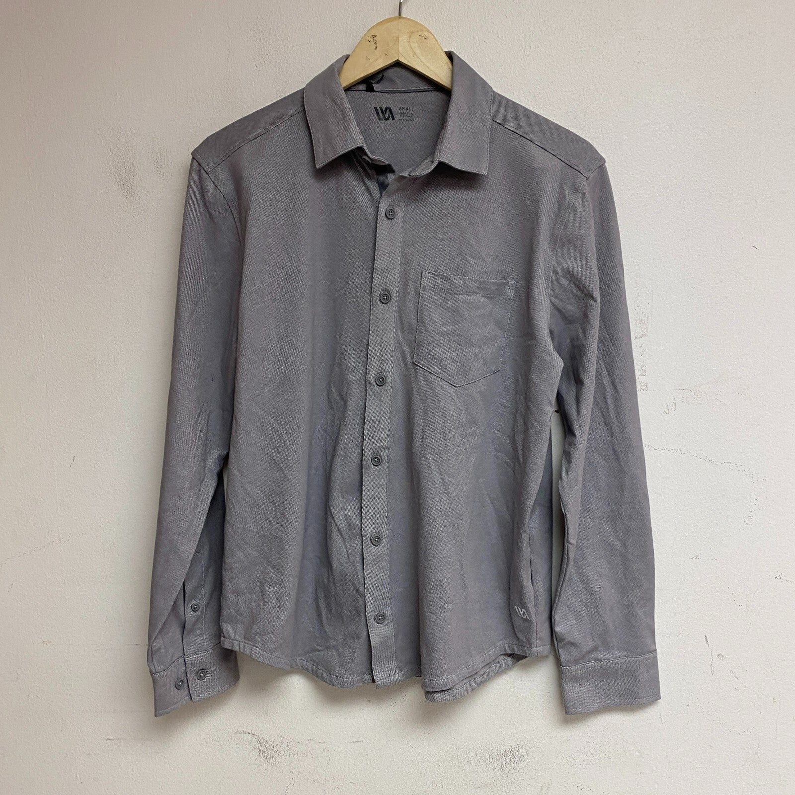 Vrst Mens Long Sleeve Button Down Shirt Tinted Grey Heather  Solid MAX200332