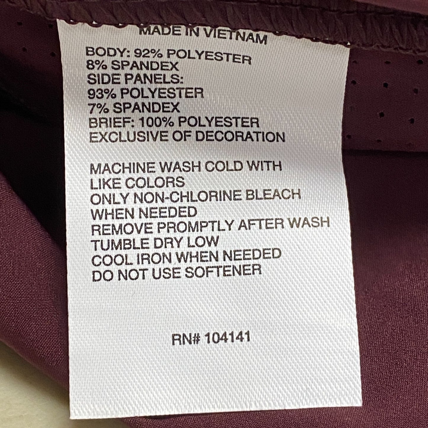 DSG Men's 7" Stride Run Short Team Burgandy DAM21202 RAND NEW