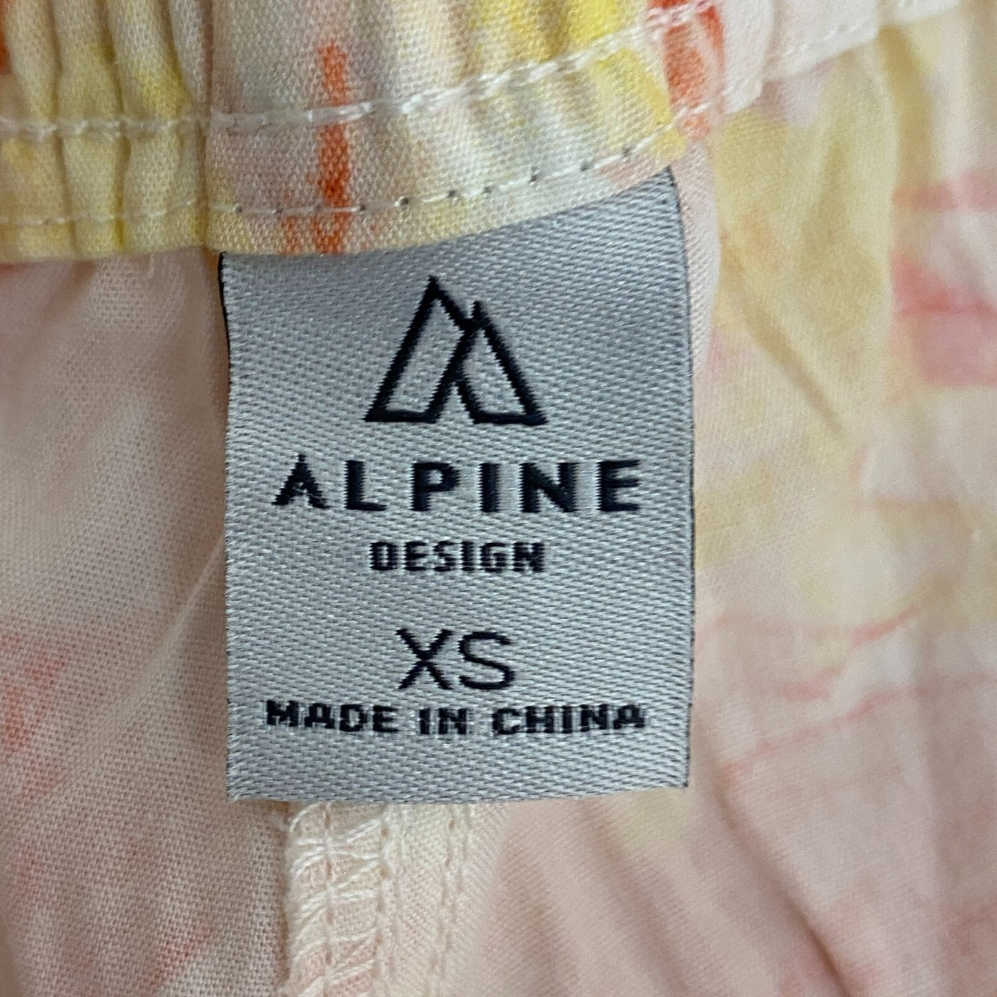 Alpine Design Womens Camping Shorts Soft Peach/Floral ADW13808