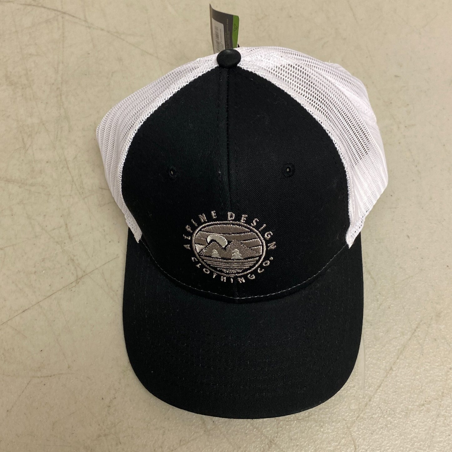 Alpine Design Men's AD Circle Patch Trucker Black One Size OSFA ADM14702 New