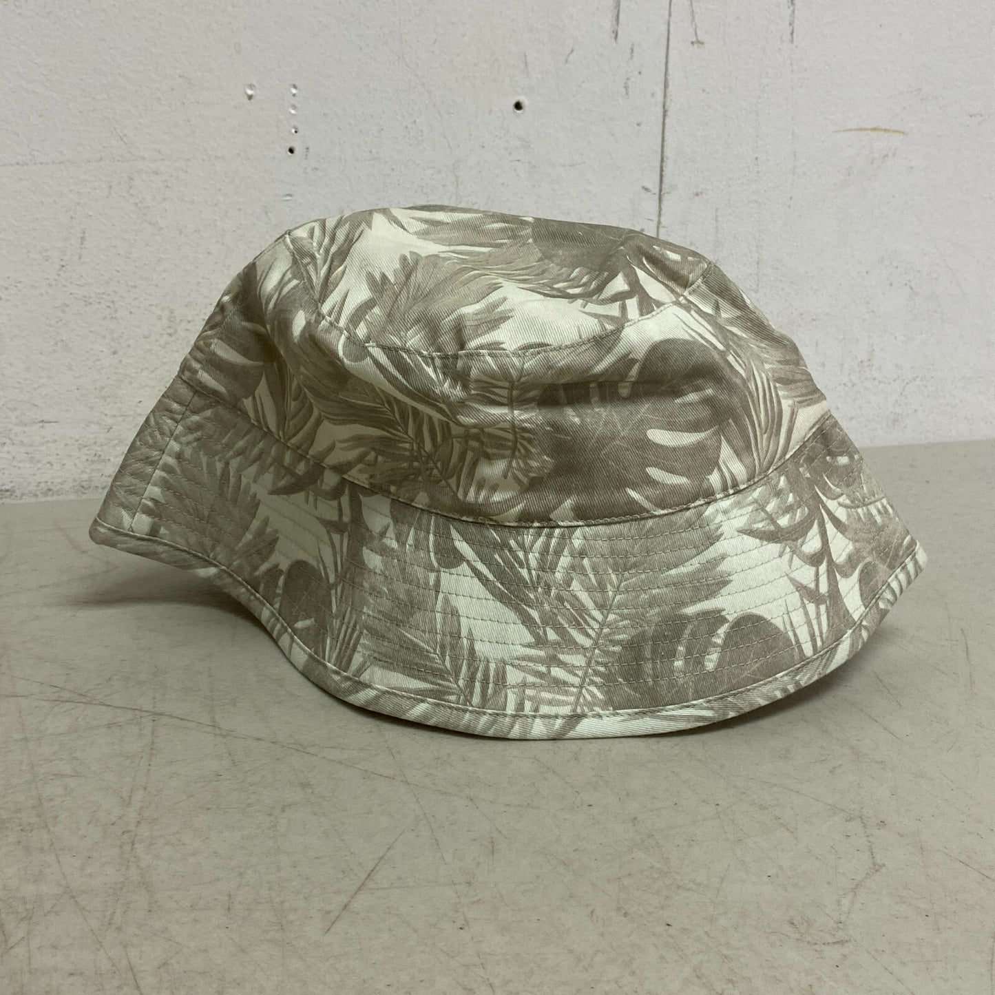 Alpine Design Womens AD W  Bucket Hat  Mint Tan Palm Print  NWT Floral ADWA8009