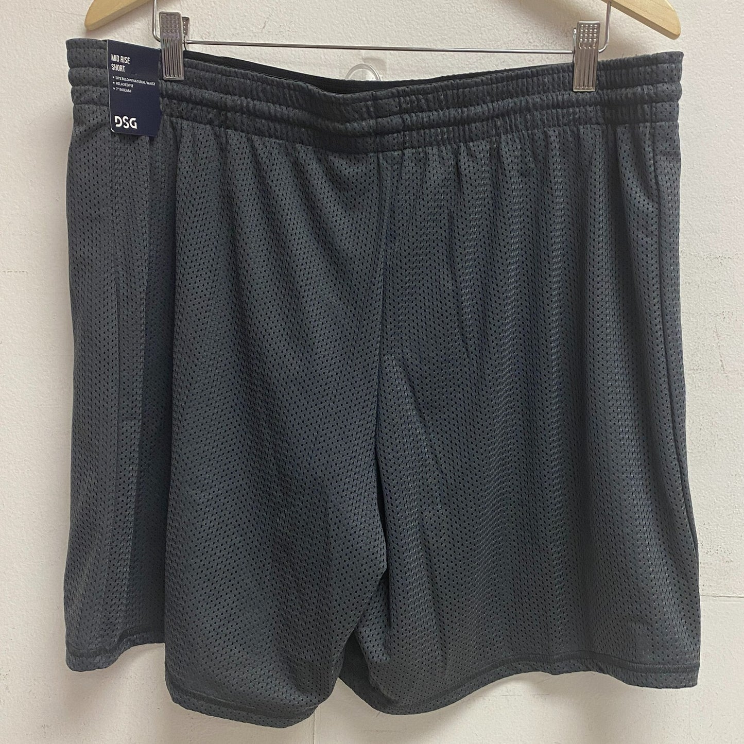 DSG Women's 7â Mesh Shorts with Pockets Carbon Grey Relaxed Mid-Rise DAW39137M