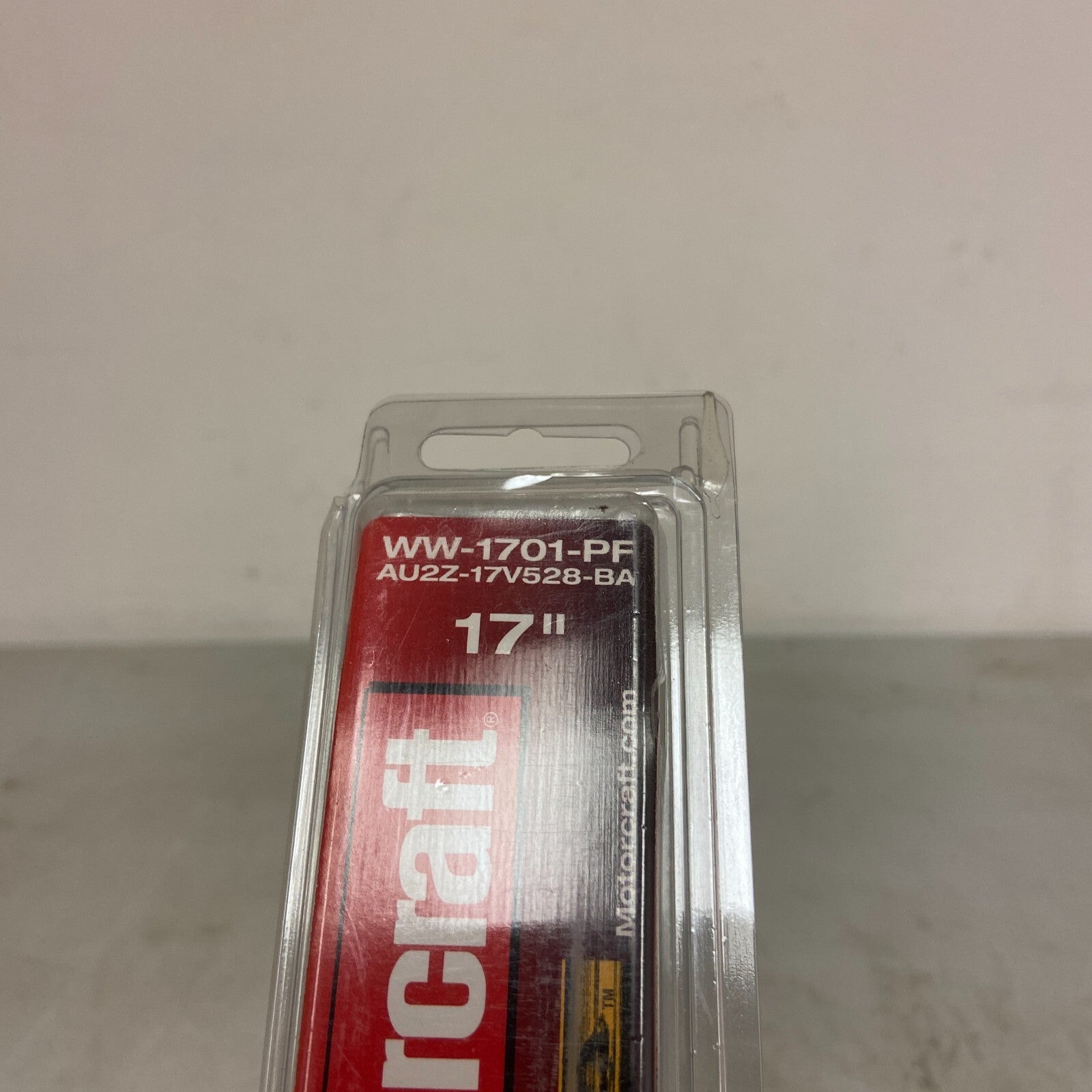 Ford Motorcraft OEM Premium Flat Wiper Blade Front 17" WW-1701-PF AU2Z-17V528-BA