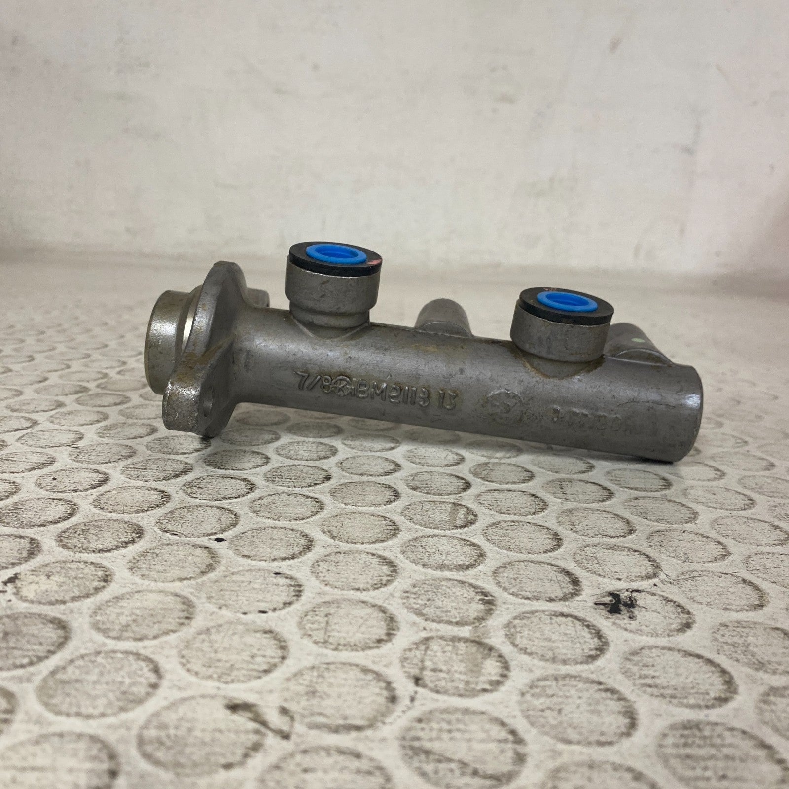 Wagner R122601 Brake Master Cylinder 1975-1978 Chrysler Cordoba