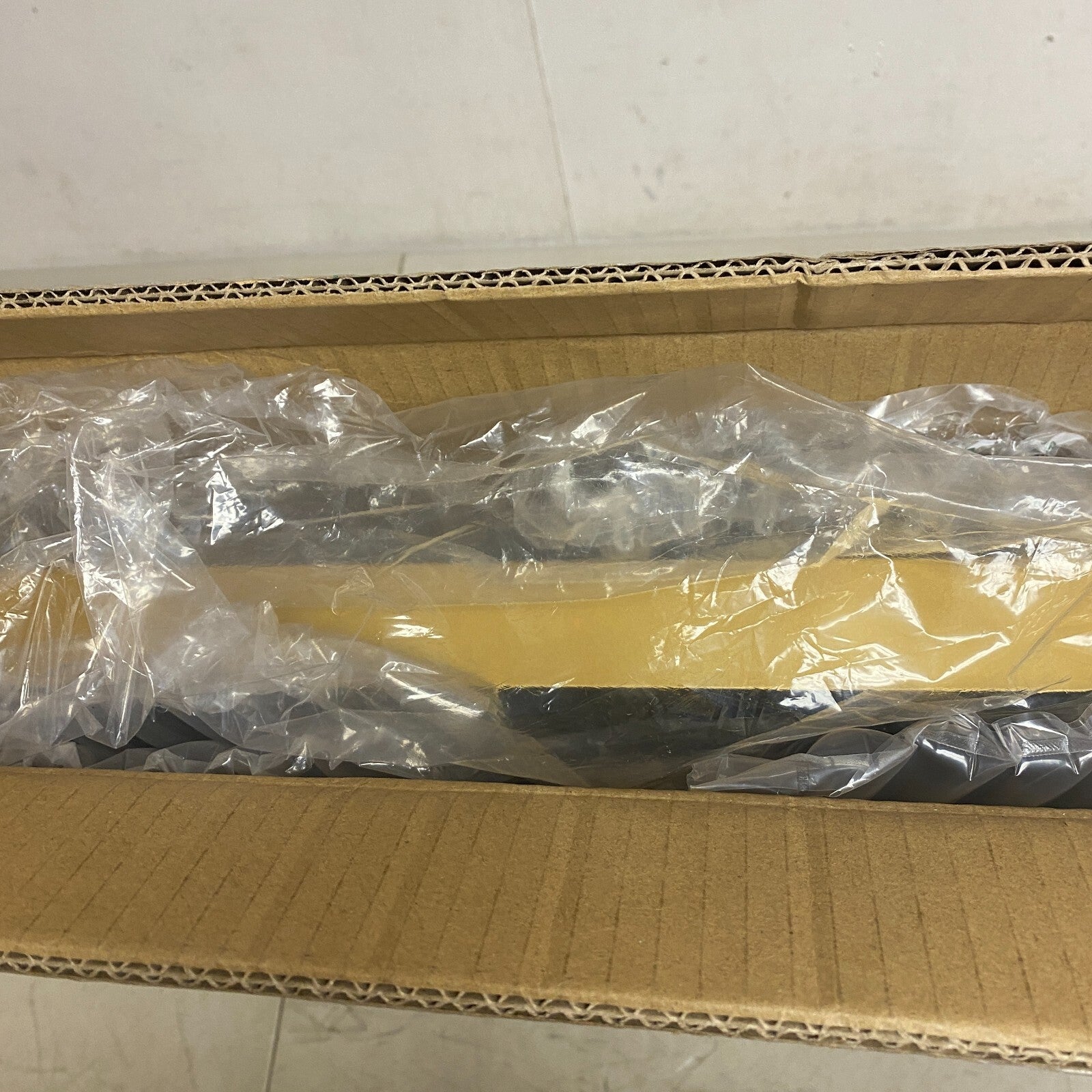 Signature Hardware 18" SH66218040SG  Faysel Oval Lighted Mirror - Satin Gold