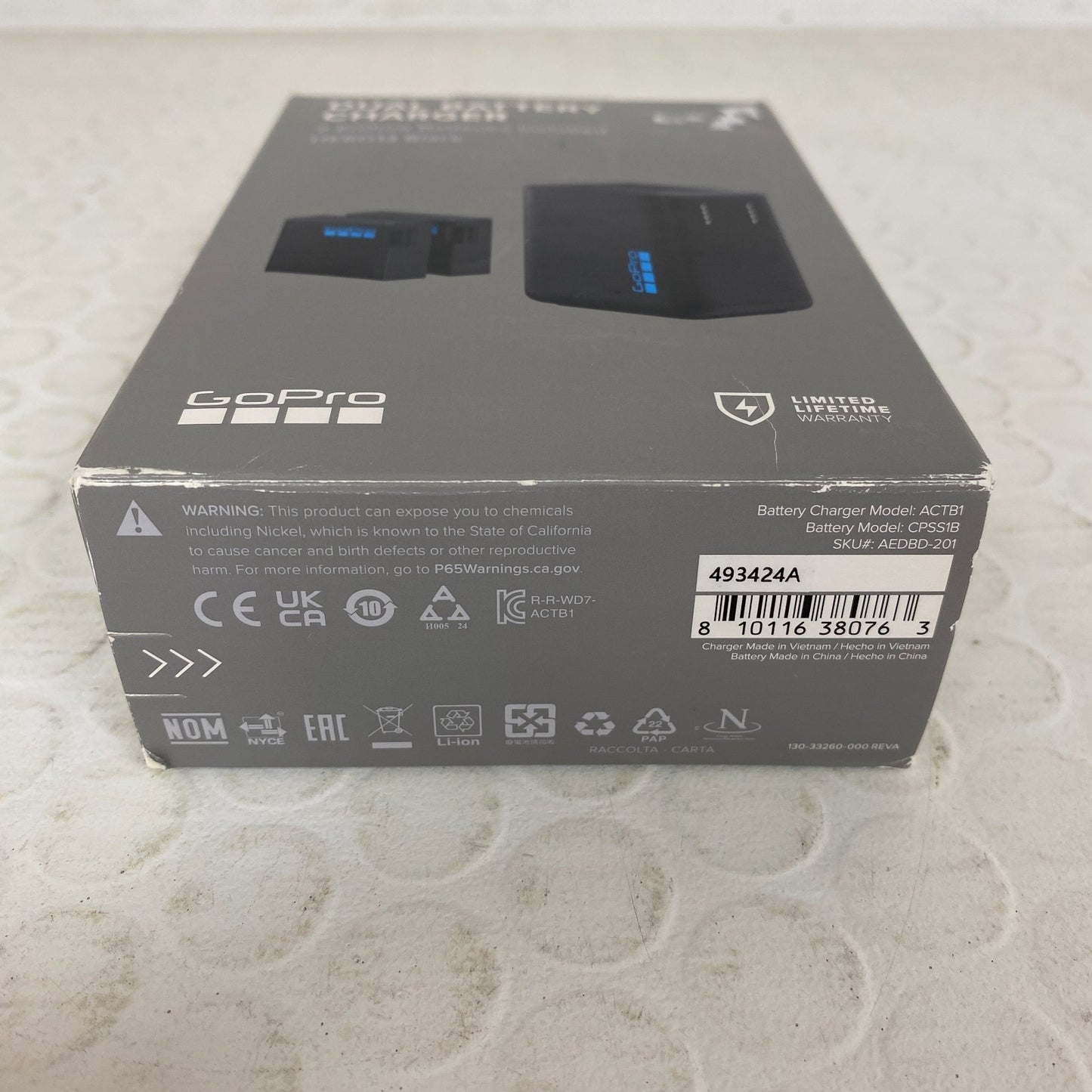 GoPro AEDBD-201 Dual Battery Charger + 2 Enduro Batteries for HERO13 Black