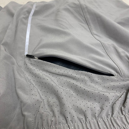 VRST Men's 5â Relaxed Fit Running Accelerate Short  Silver Shadow MAX2315055