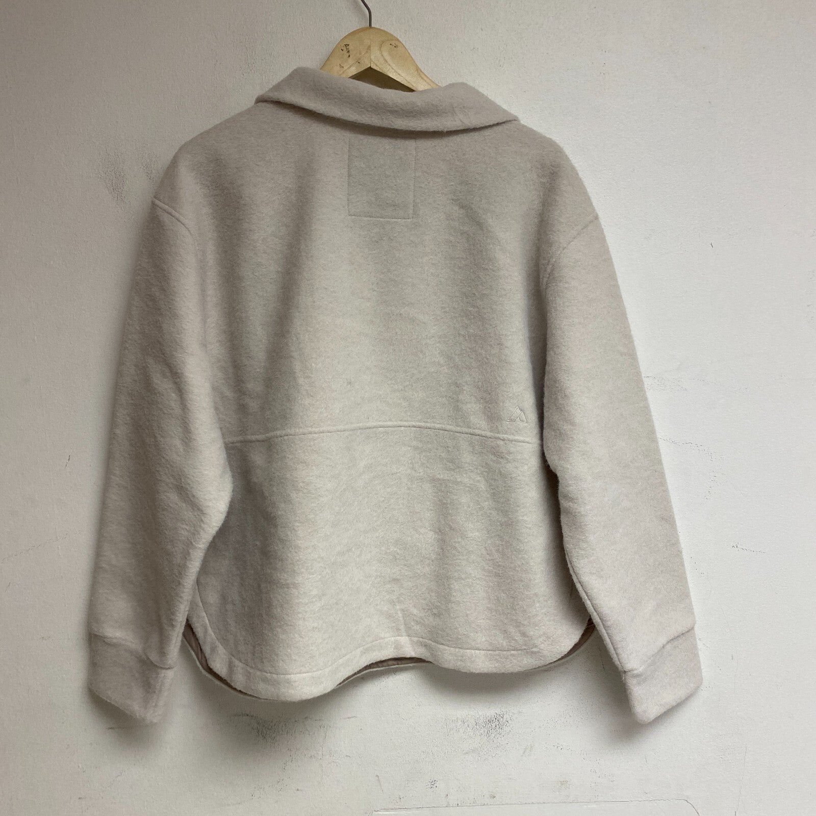 Alpine Design Women's W AD Wayfarer Fleece 1/4 Zip Sweater Cloud White ADW23680