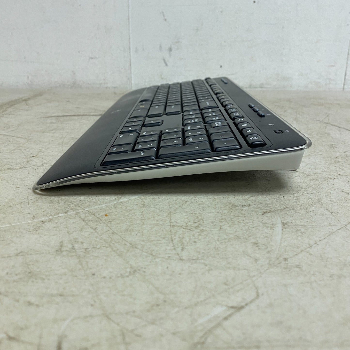 Logitech K520 Wireless Keyboard Black ,Used-Very Good