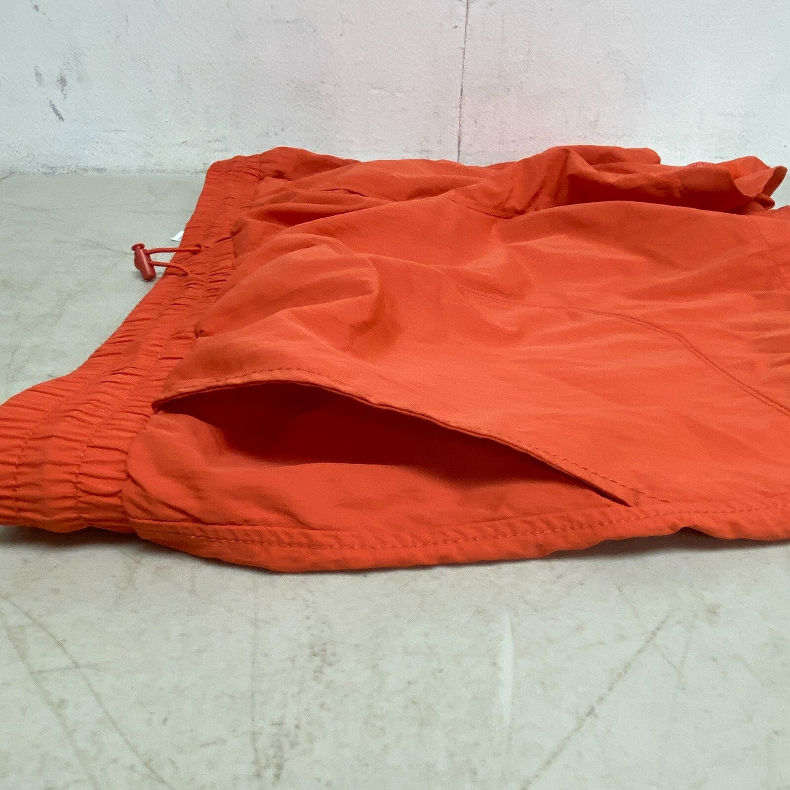 Alpine Design Women's Woven Shortie Shorts Spicy salsa ADW13805 BRAND NEW