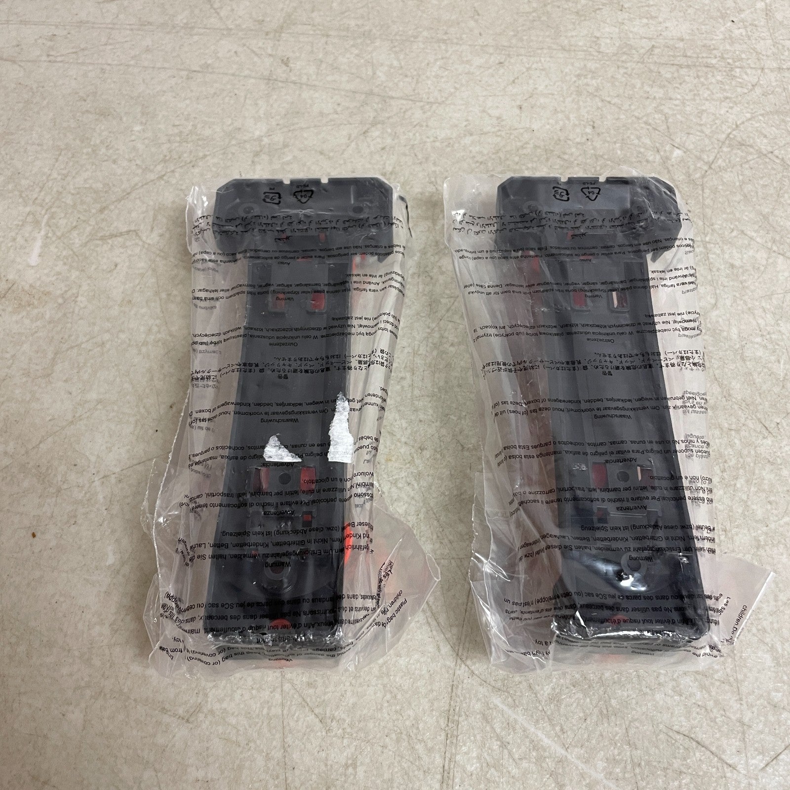 Amazon Basics Seat Belt Cutter & Window Hammer Tool 2 Pack Emergency SW-835