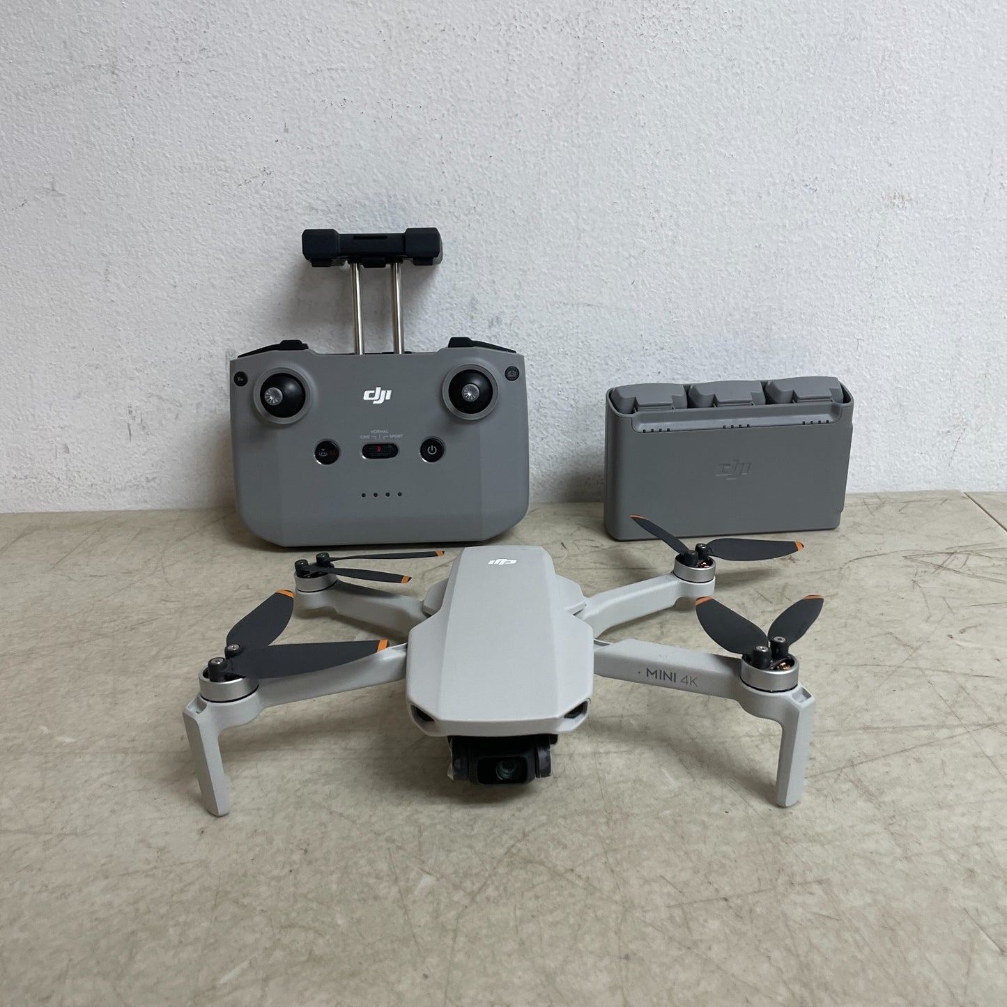 DJI Mini 4K Fly More Combo Drone 4K UHD Camera Under 249g 3-Batteries QuickShots
