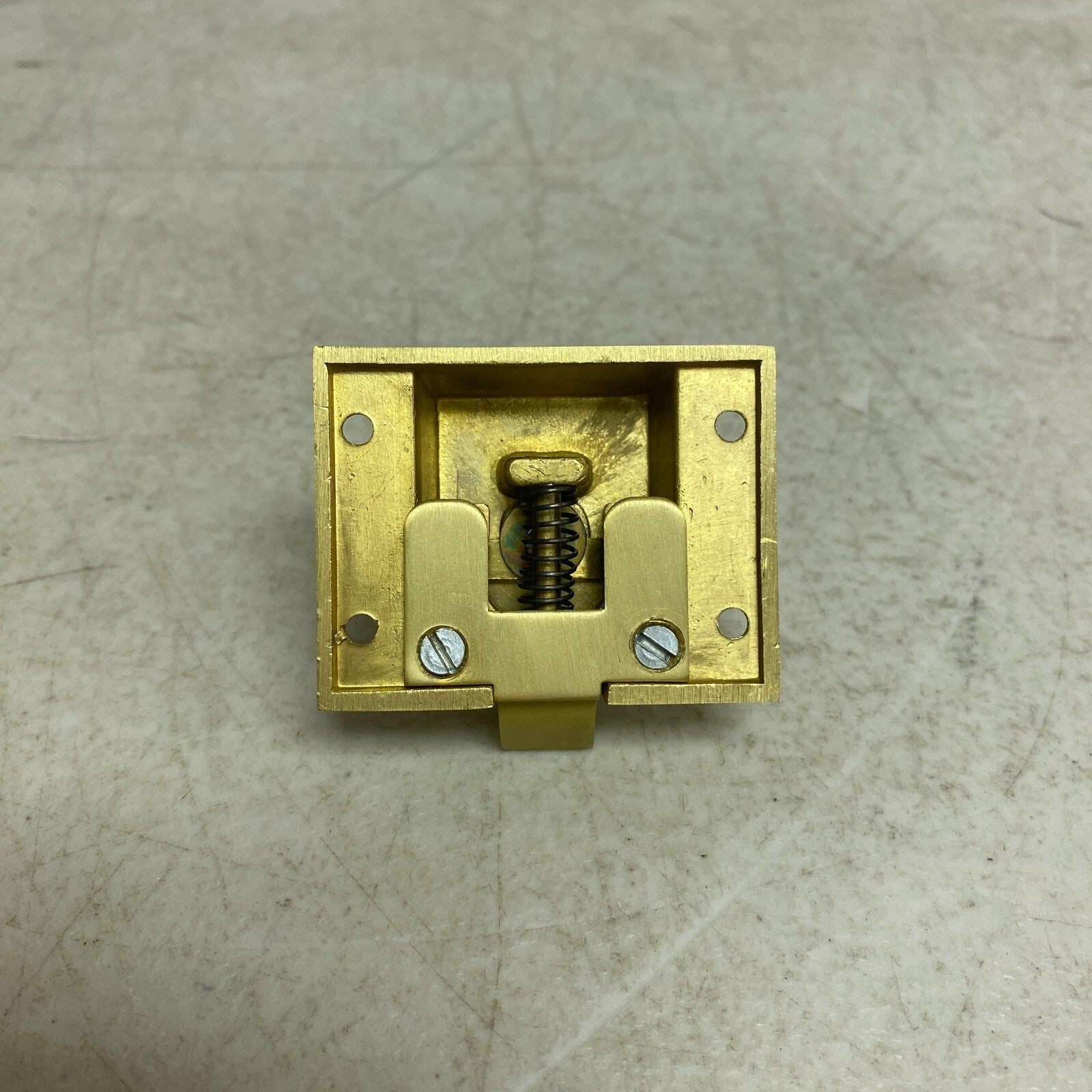 Pitkin Brass Cabinet Latches with Oval Knob SH553088SB