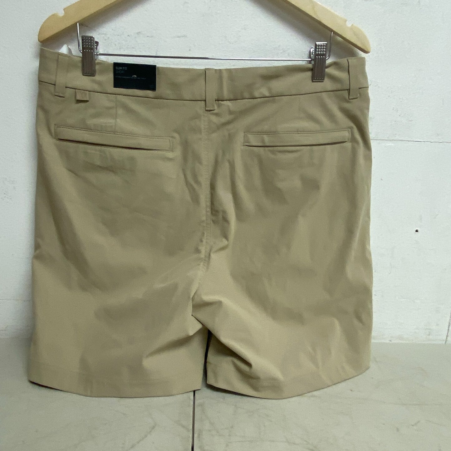 VRST Men's 7 Inseam Slim Fit Limitless Shorts Sandy Clay MAX2004167 New!