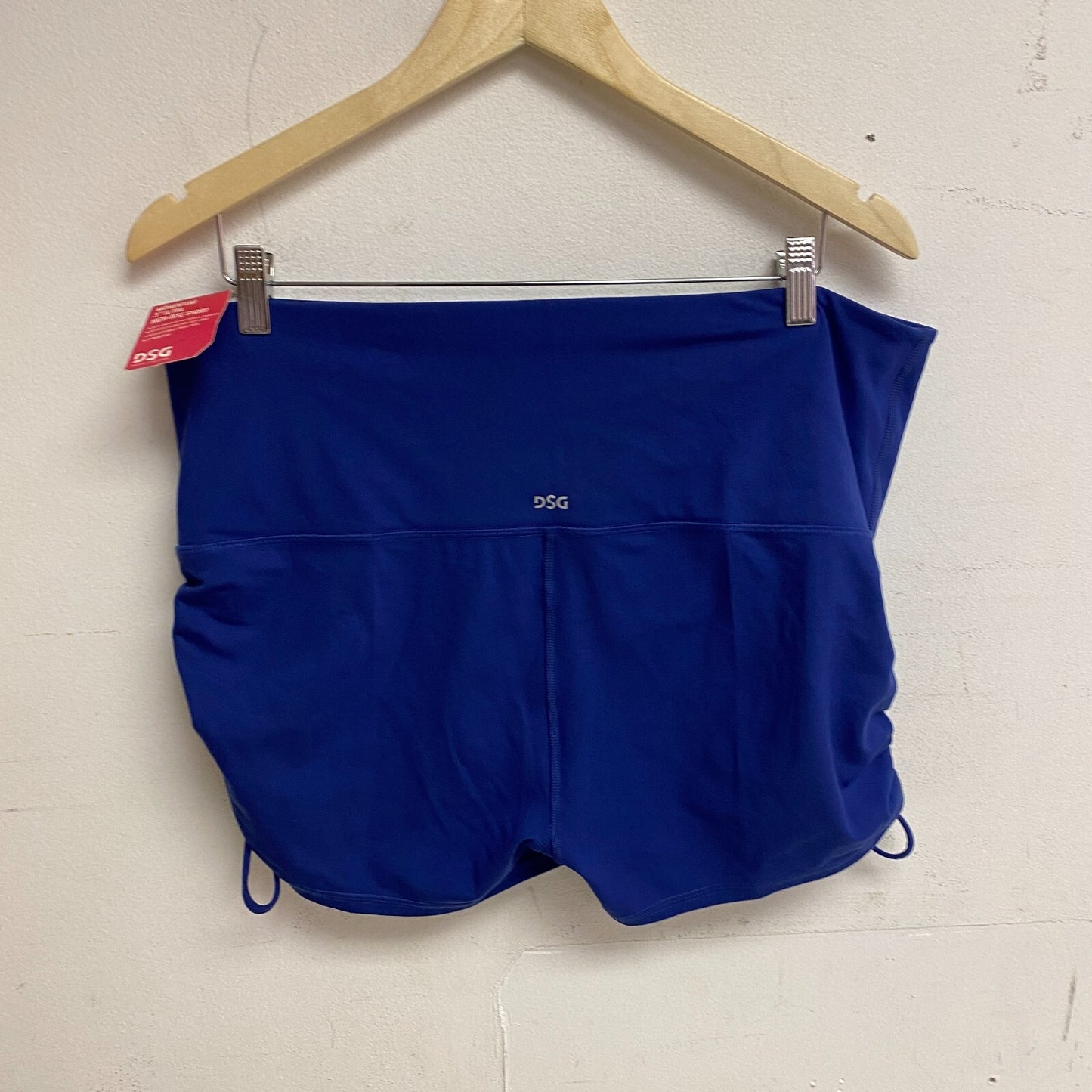 DSG Twitch+Allison Women's 3"in Ruched Momentum Ultra High Rise Short Pure Black