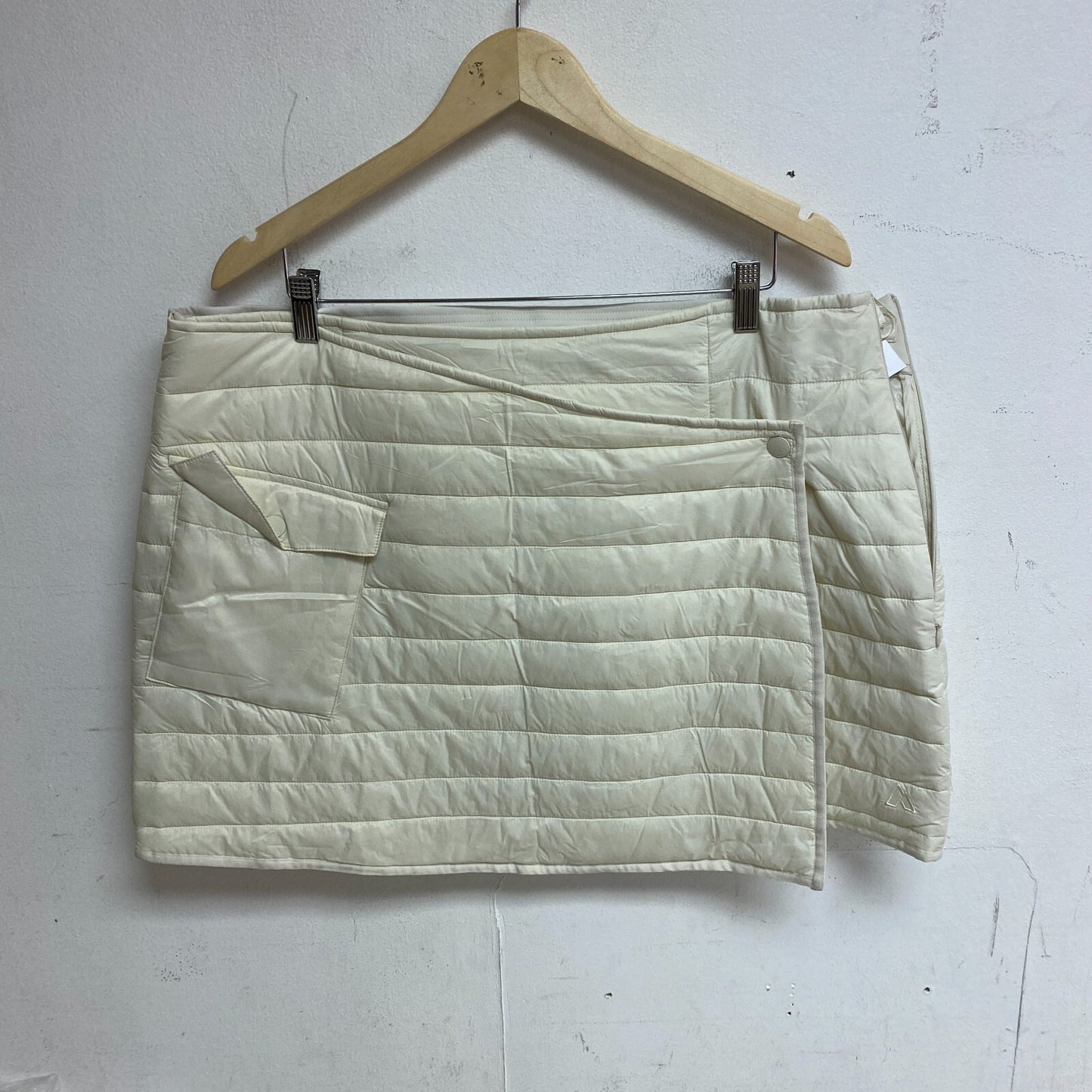 Alpine Design Womens W AD Mountainside Mist Skirt Cloud White ADW23810 New!