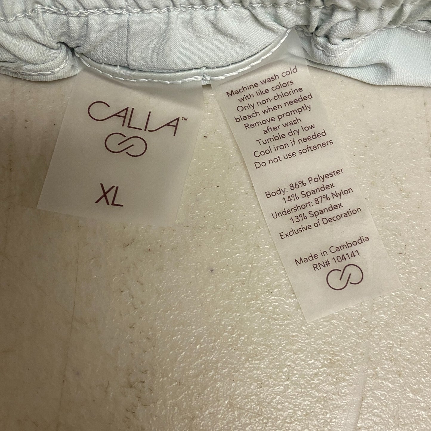 Calia Womens Mid Rise 2 in 1 Key Item Short Calming Green WAX12377  BRAND NEW