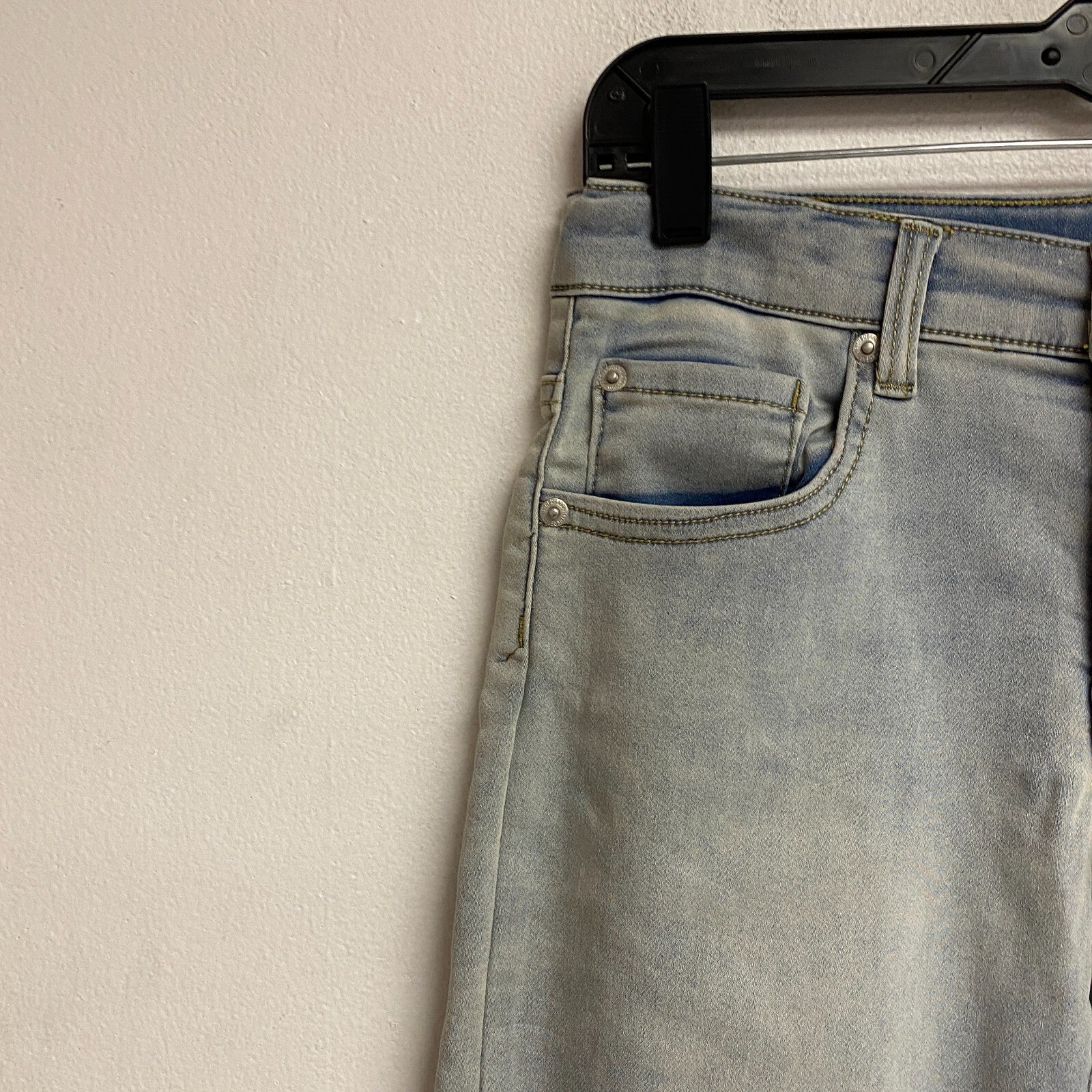 There bouts Husky Flex Knit Slim Denim Men's Jeans Size 10 Color-way Jayden