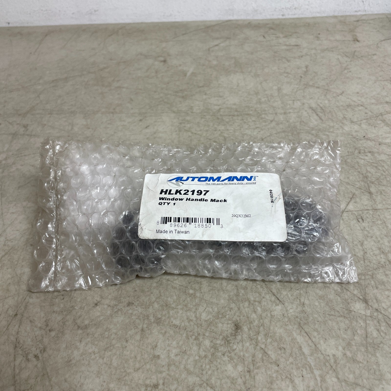 Automann HLK2197 Window Crank Handle Black for Mack CH/CHN/CV/GU 2009-Up