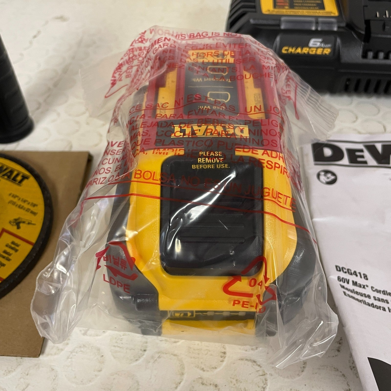 DEWALT FLEXVOLT 60V MAX Brushless Angle Grinder Kit DCG418X1 Kickback Protection