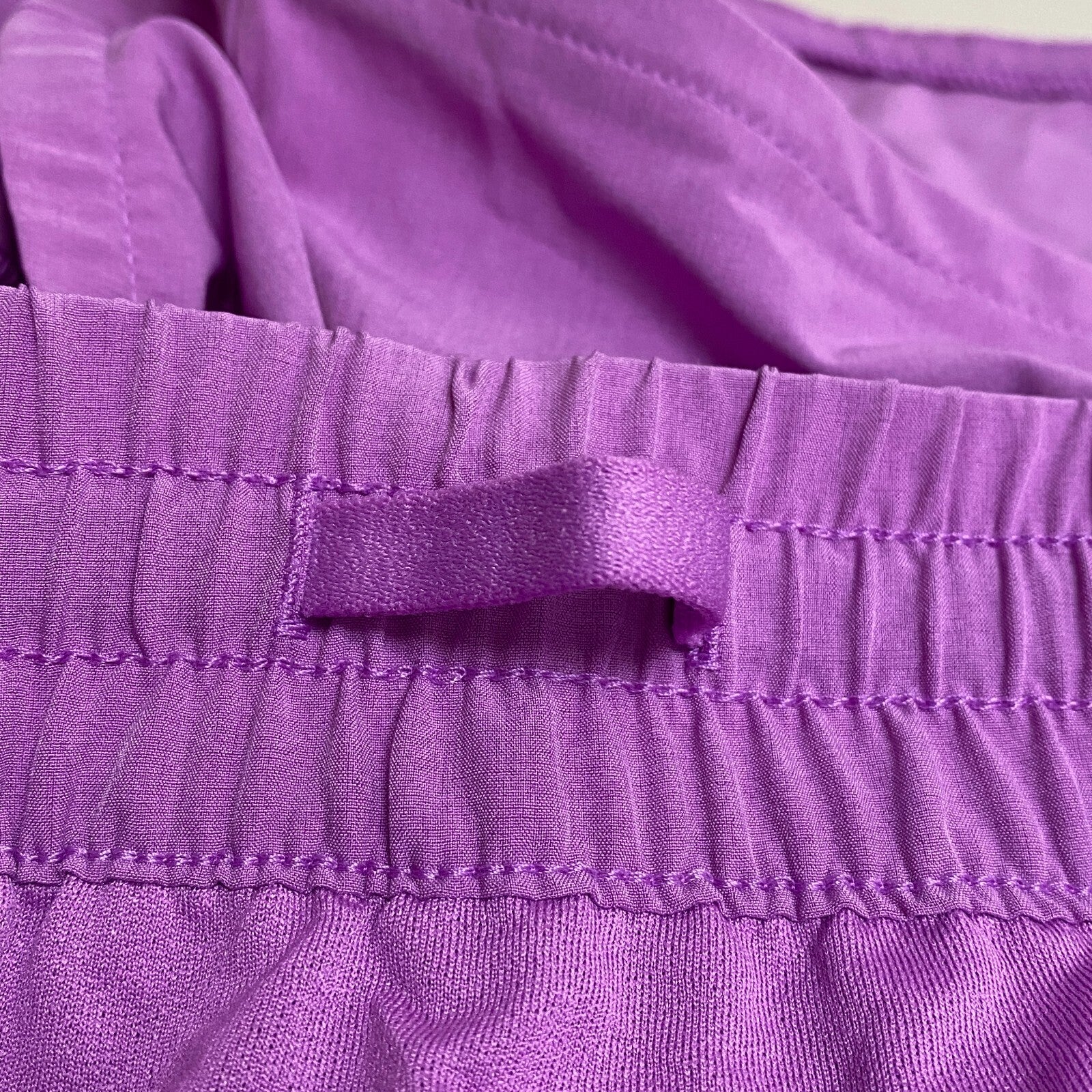 DSG Women's Stride Shorts Lilac Fields DAW39320AZ BRAND NEW