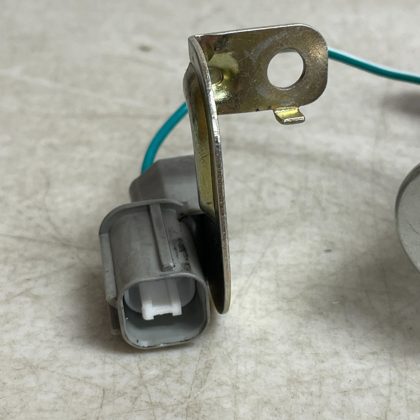 Dorman 917-281 Engine VVT Solenoid Variable Valve Timing for Honda Acura