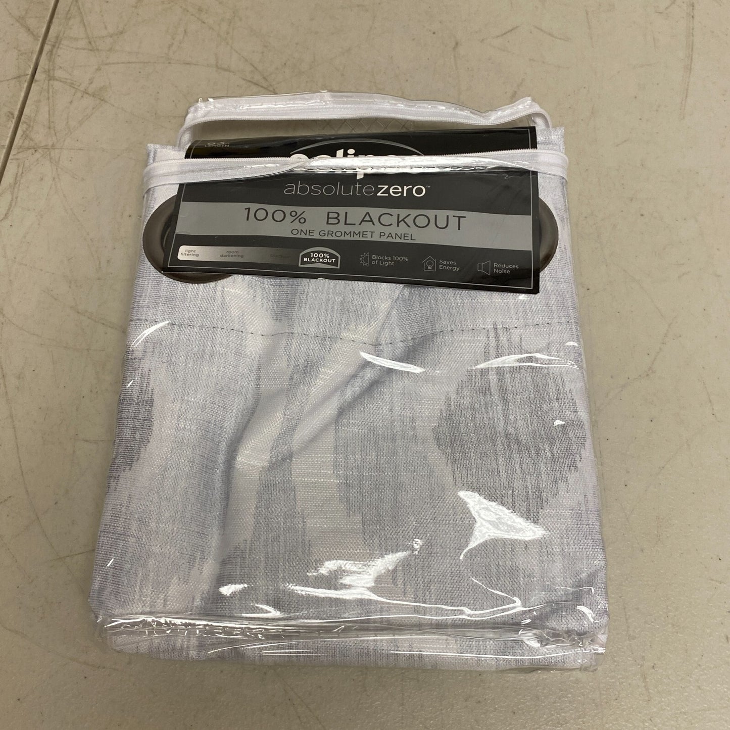 Eclipse absolute zero - 100% blackout one grommet panel- Andes GEO Grommet Gray