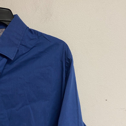 Van Heusen Big And Tall Long Sleeve Button Up Collared Shirt Size XLT Color Blue