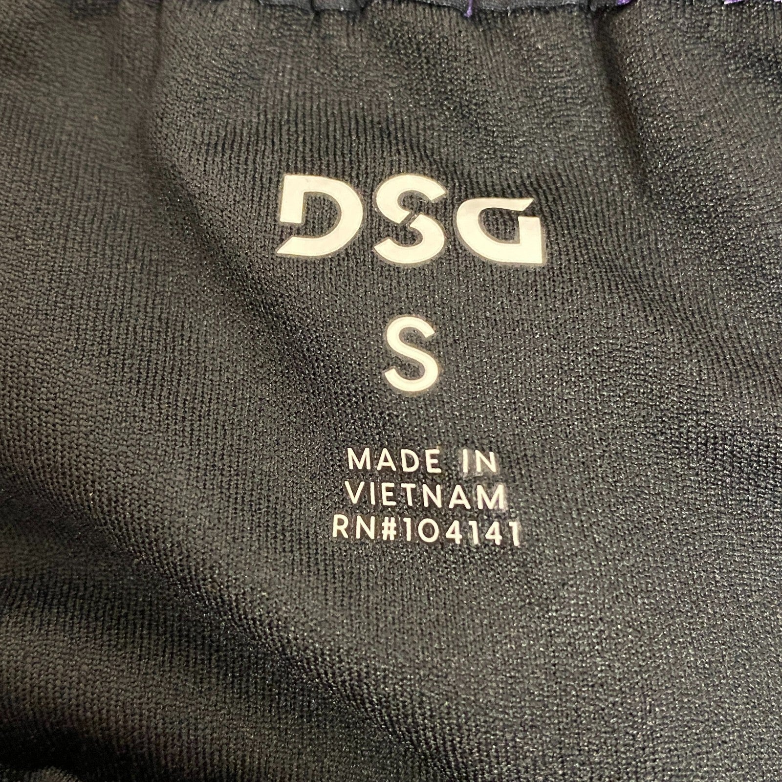 DSG Women's 3â High Rise Stride Multi Landscape Black Shorts Summer DAW12327PR