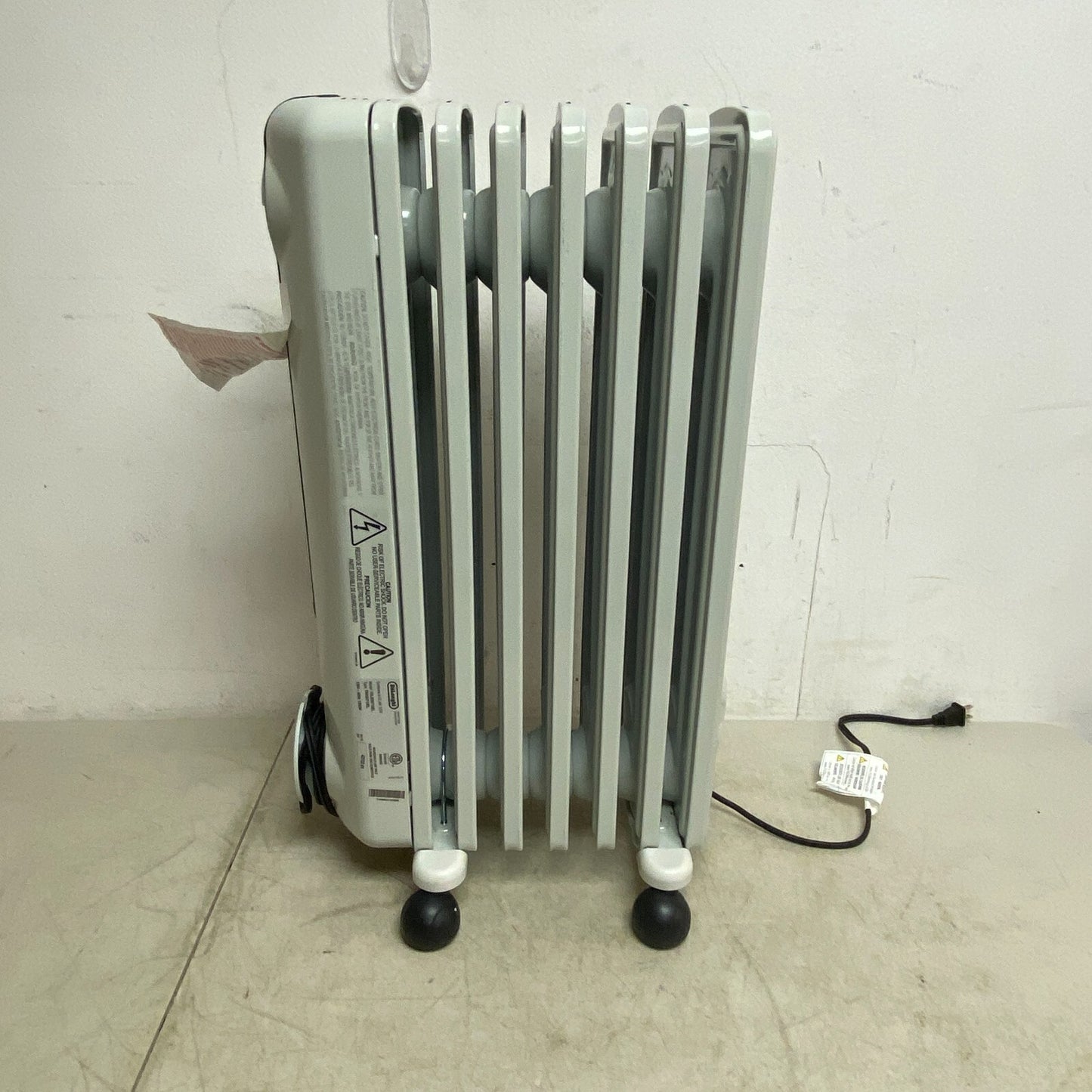 DeLonghi Radia Digital 5 5697585 1500 Watt White Electric Space Heater