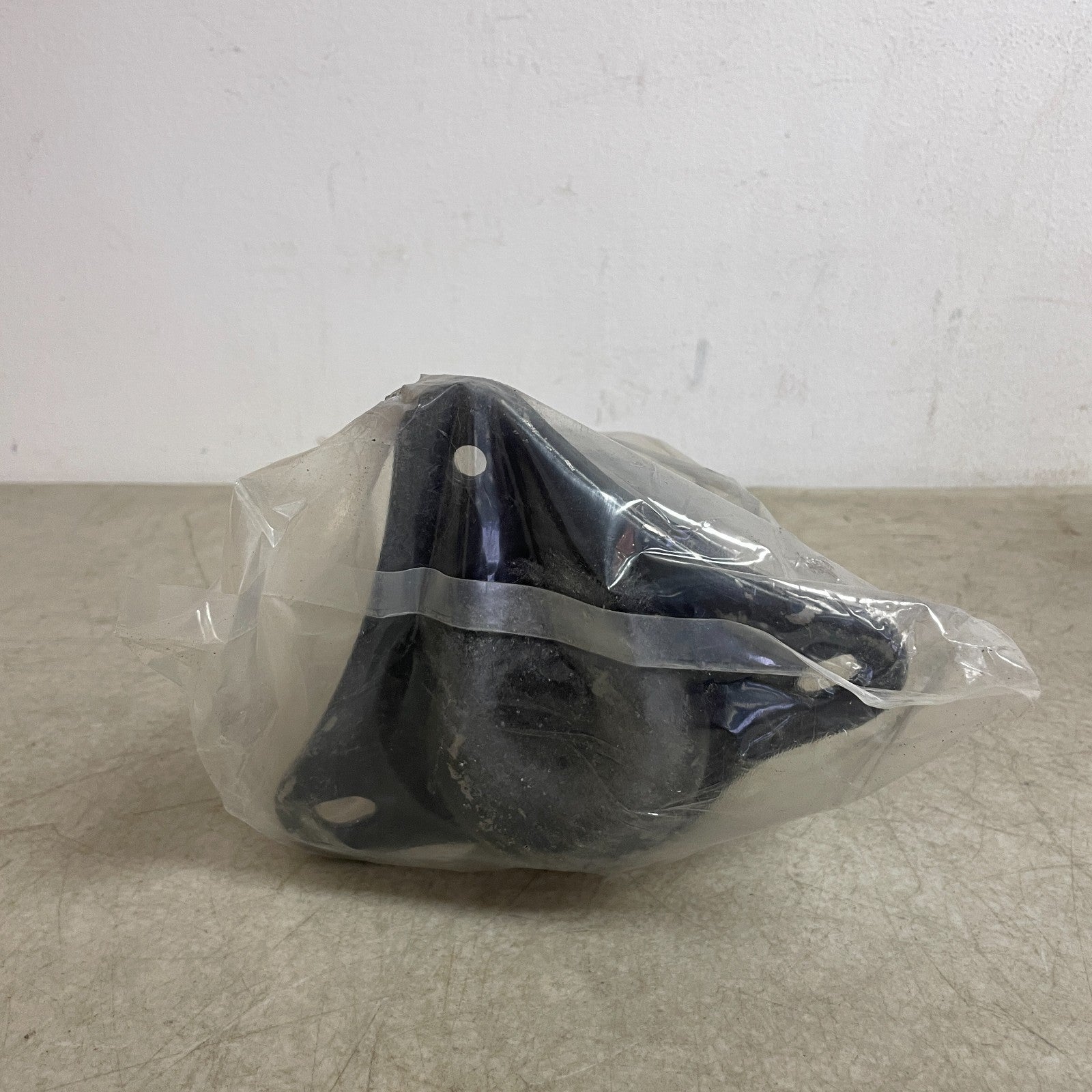 Carquest 8485 Front Engine Mount Fits Toyota Camry 1992‑1996 Style