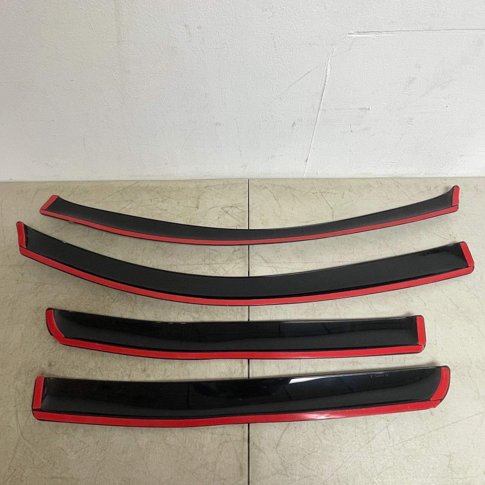 AVS 94995 Outside-Mount Window Vent Visor Set 2015–22 Colorado/Canyon Crew Cab