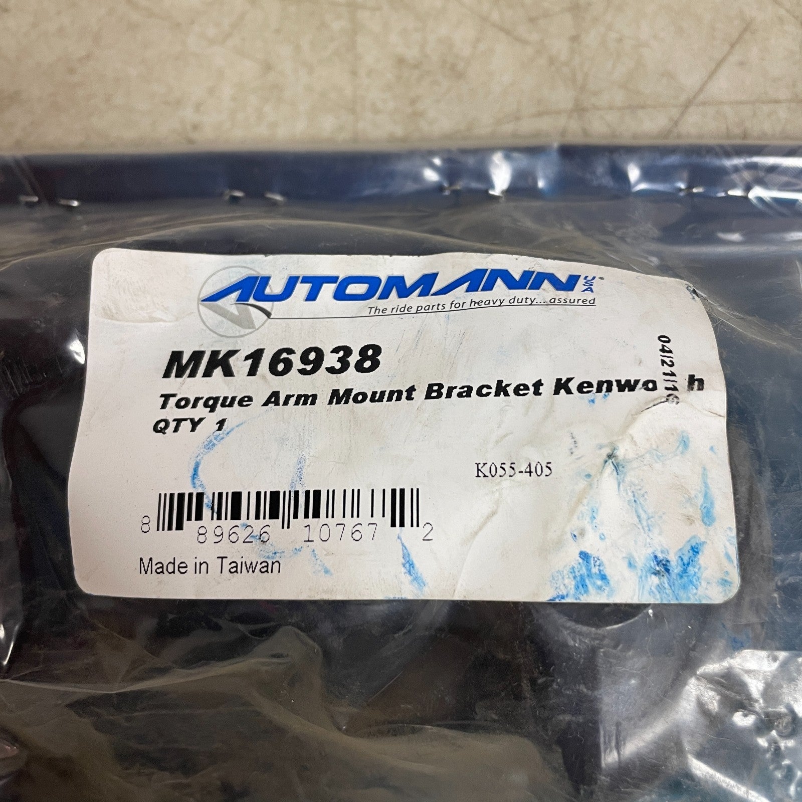 Automann MK1638 Torque Arm Mount Bracket RH for Ford L-Series Trucks