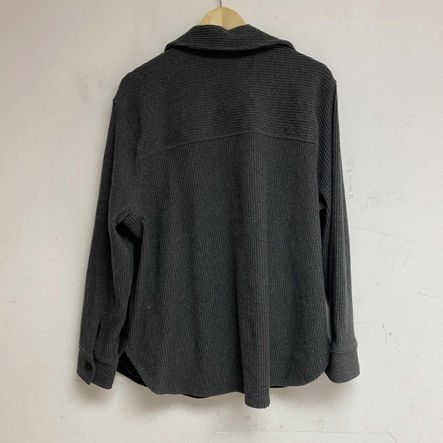 Alpine Design Women's W AD Wanderful Cord Shirt Jacket Pure Black Heather ADW231