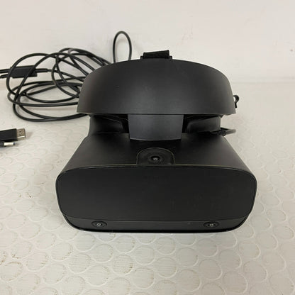 Oculus Rift S Virtual Reality Headset - Black (Includes Headset, Controllers)