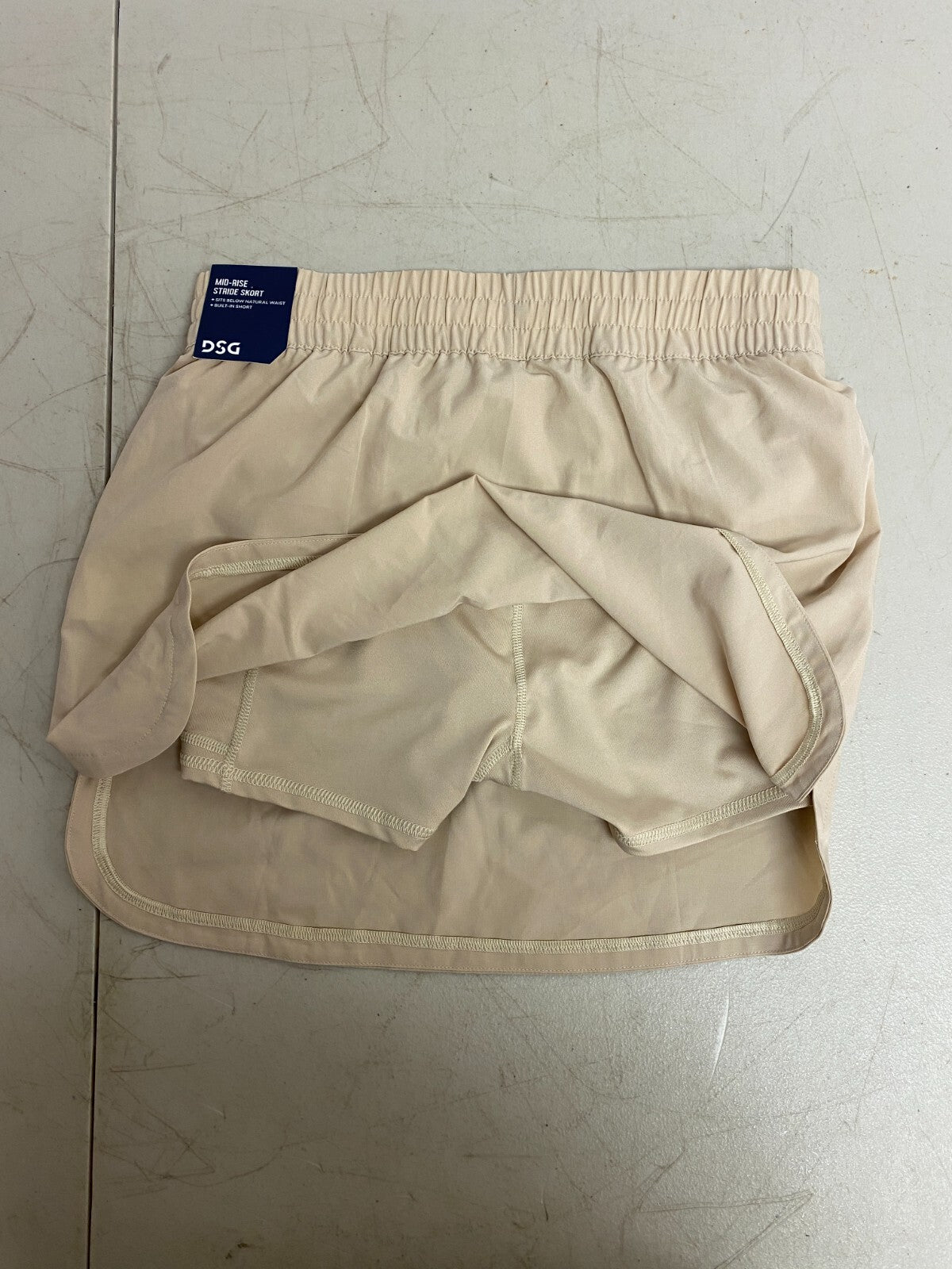 DSG Women's Stride Skort Creme/tan PocketLess Polyester Spandex Size Womens XS