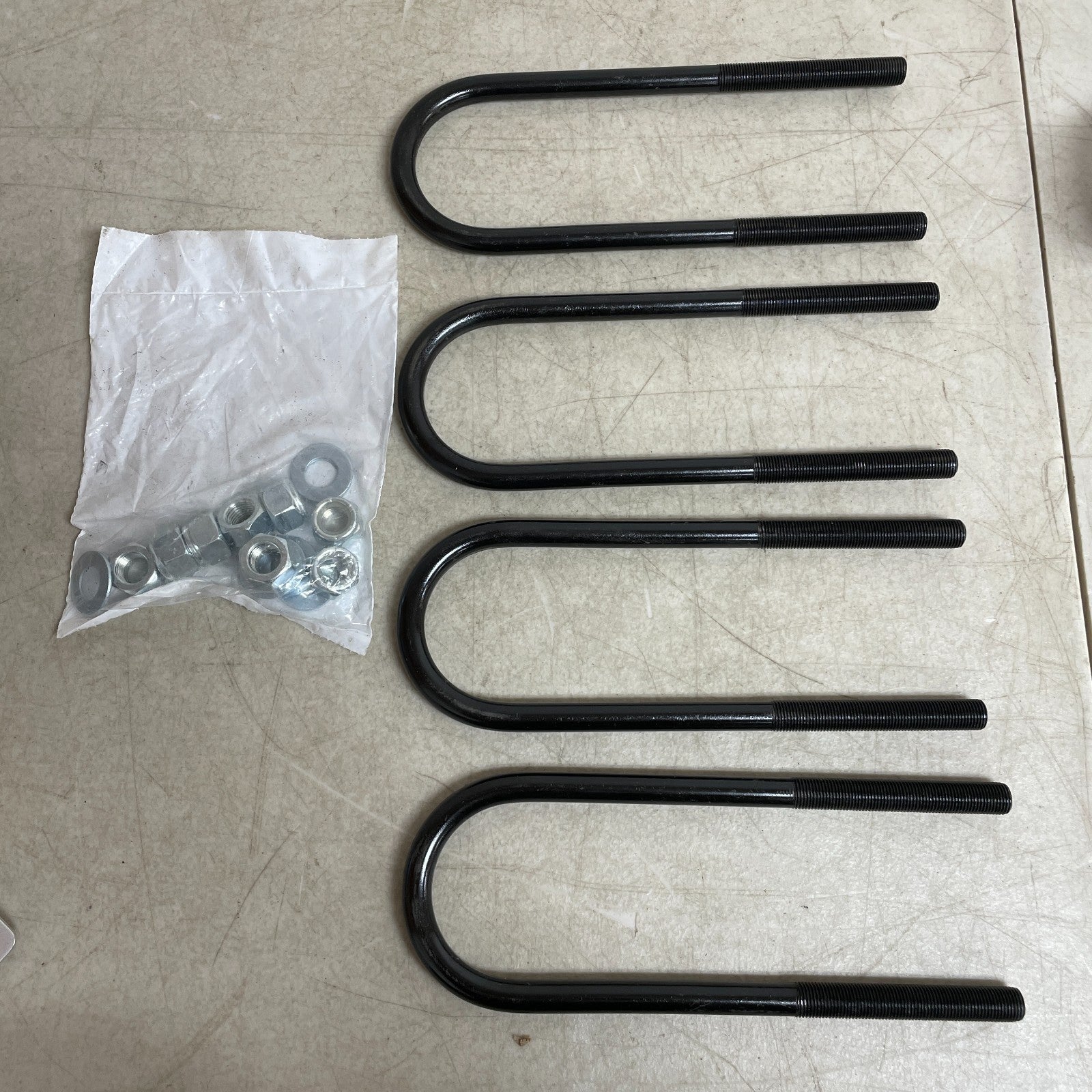 Rough Country 9/16" Round Suspension U-Bolts Set of 4  9/16"x2.75"W x10"L Stee