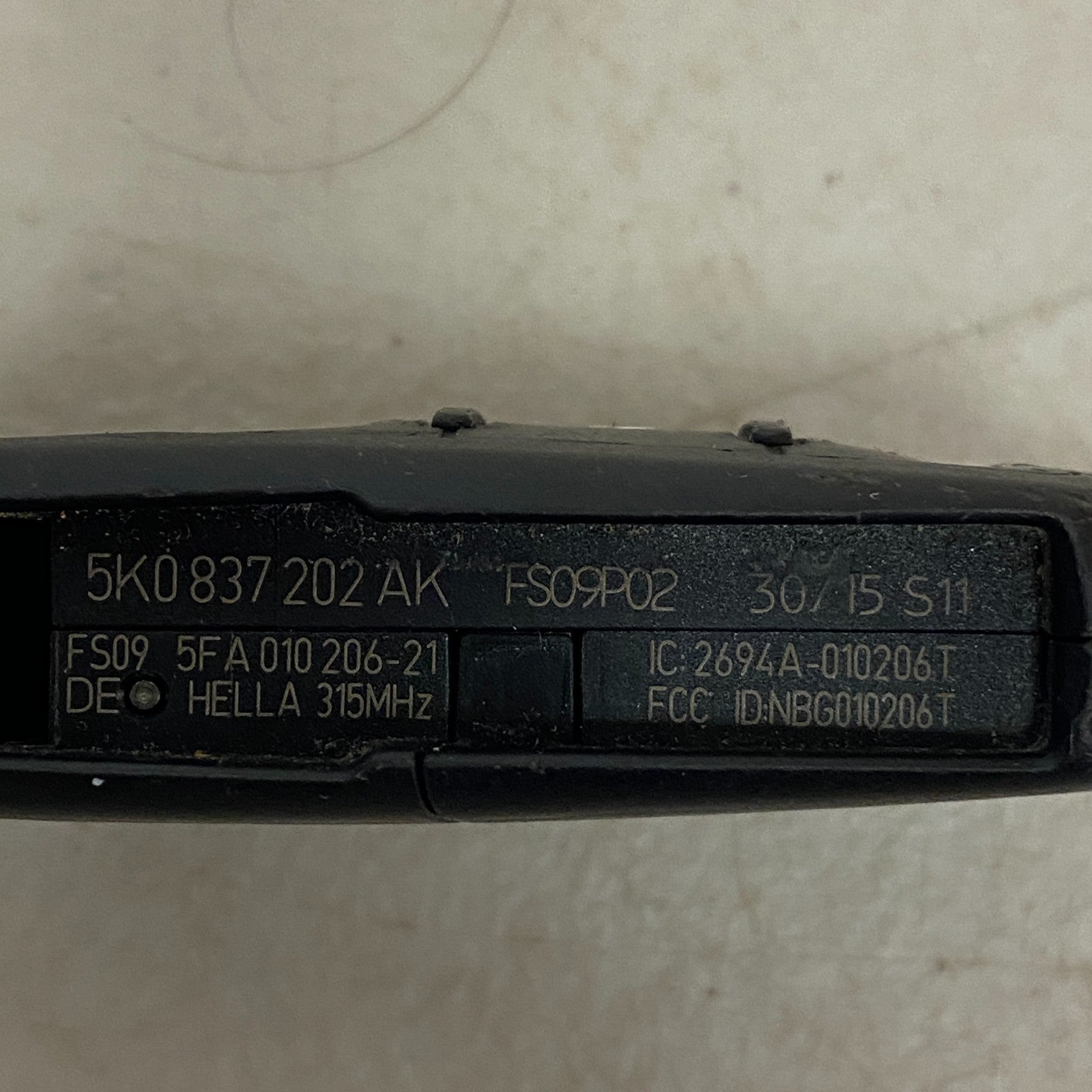 VOLKSWAGEN VW KEY FOB OEM REMOTE KEYLESS ENTRY TRANSMITTER (3 B) 5K0 837 202 AK