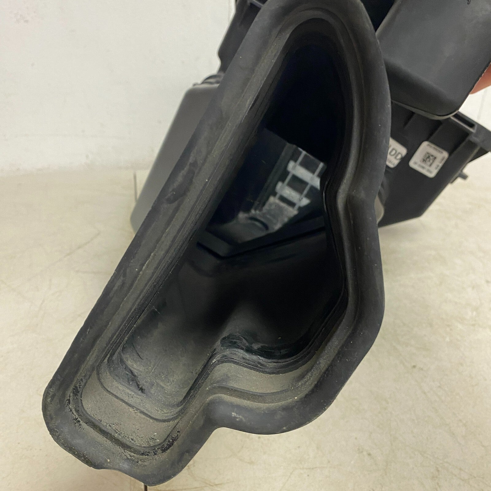 Ford Mustang MK6 Air Cleaner Resonator FR3C-9F763-BC , #792-1CP