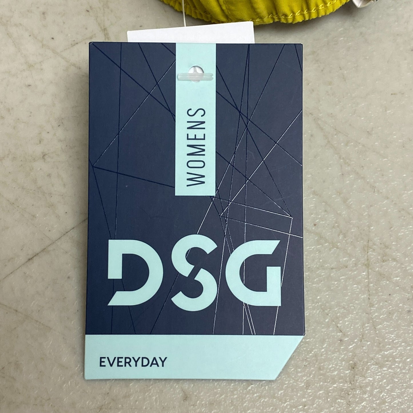 DSG Women's 3 in Notched Woven Shorts Grounded Yellow Solid Summer DAW13108