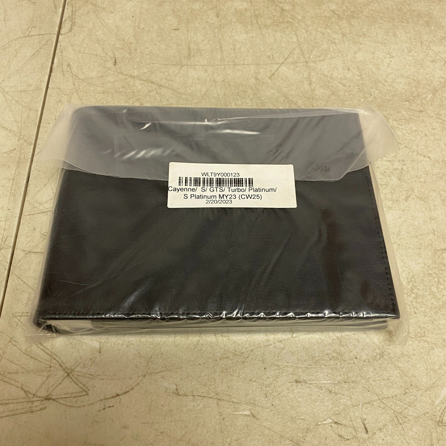 2023 Porshe Cayenne Owners Manuals and Wallet BRAND NEW SEALED