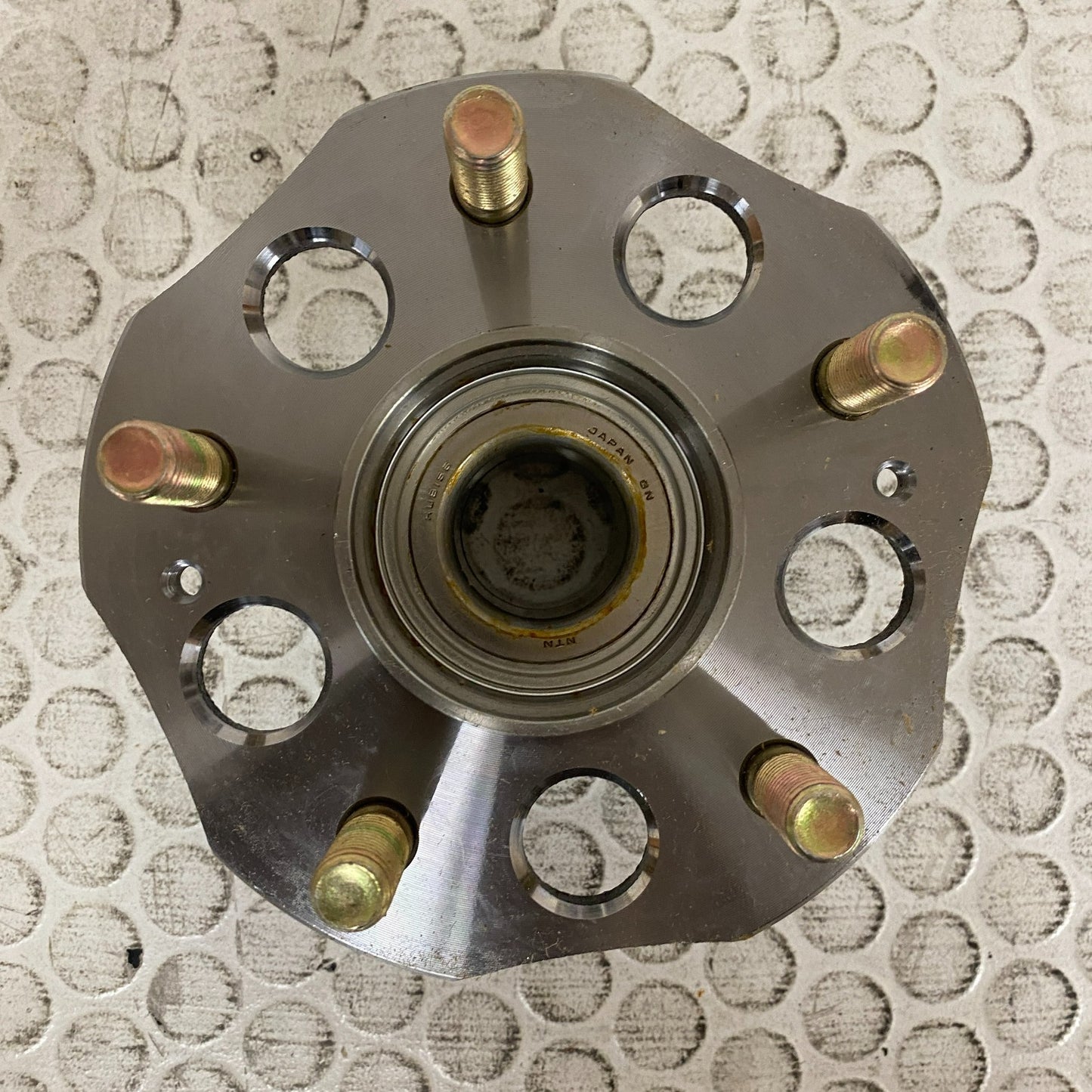 National 513044 Front Wheel Hub & Bearing Assembly 1990-2001 Chevrolet Lumina
